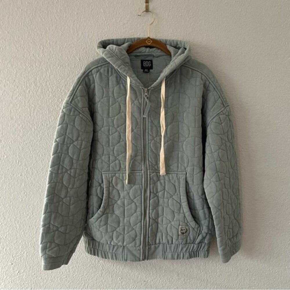 Urban Outfitters Peace Sign Quilted Hoodie Jacket NWT BDG size small